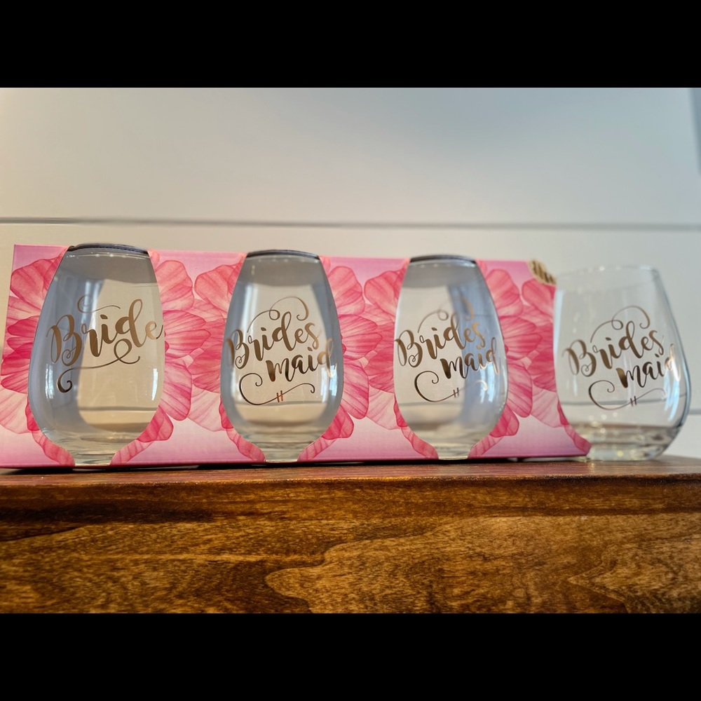 4 Stemless Wine Glasses Bridesmaid / Bride